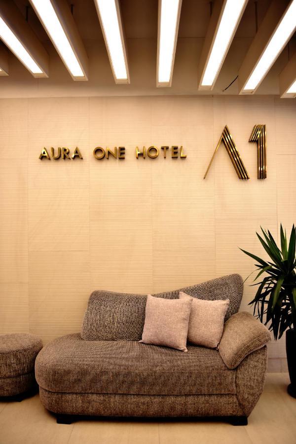 Aura One Hotel Baguio City Extérieur photo