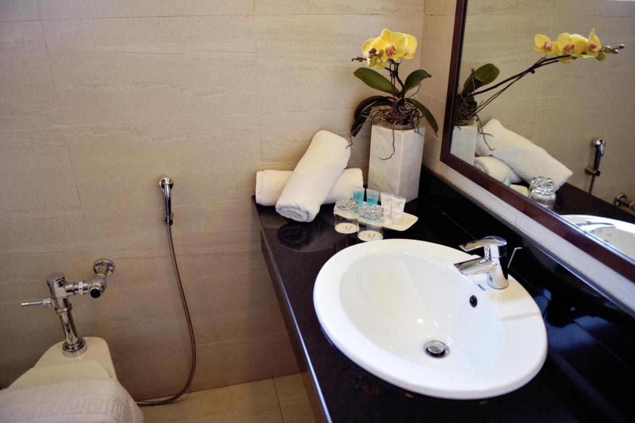 Aura One Hotel Baguio City Extérieur photo