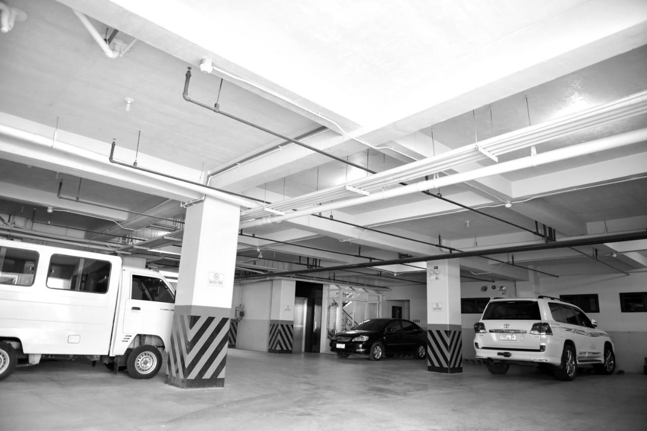 Aura One Hotel Baguio City Extérieur photo