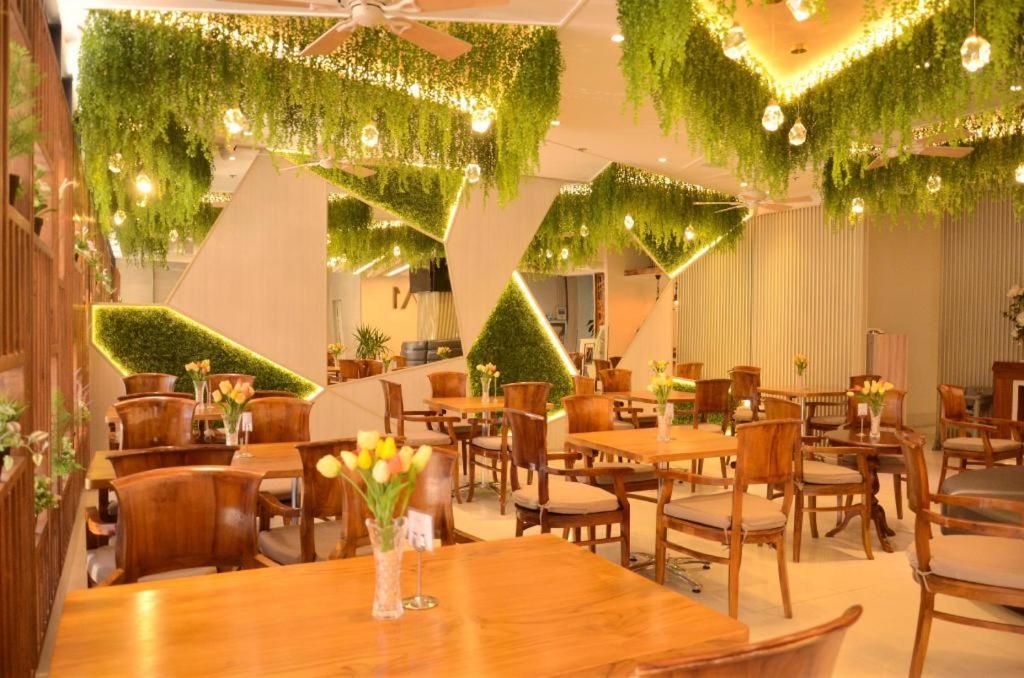 Aura One Hotel Baguio City Extérieur photo