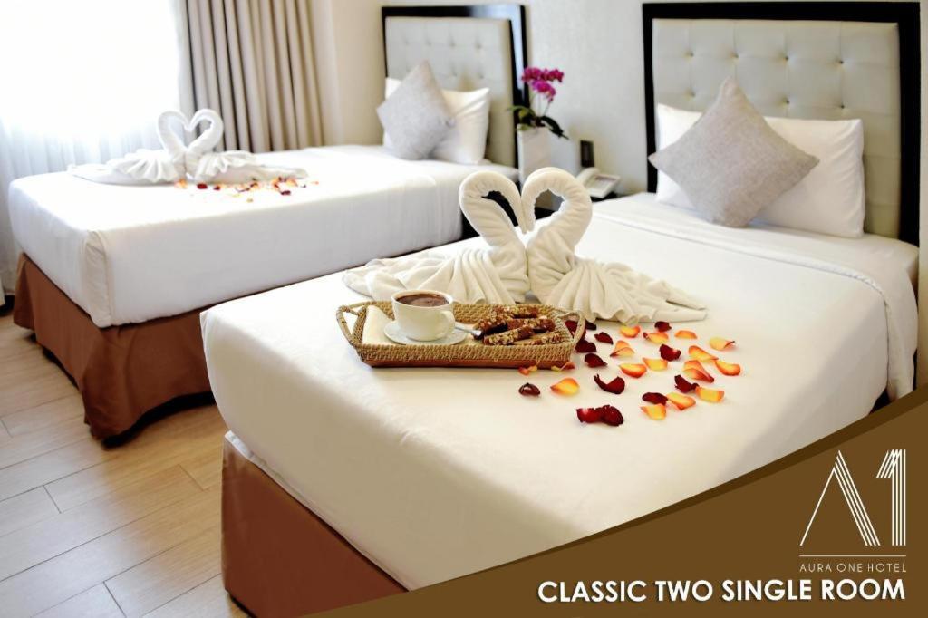 Aura One Hotel Baguio City Extérieur photo