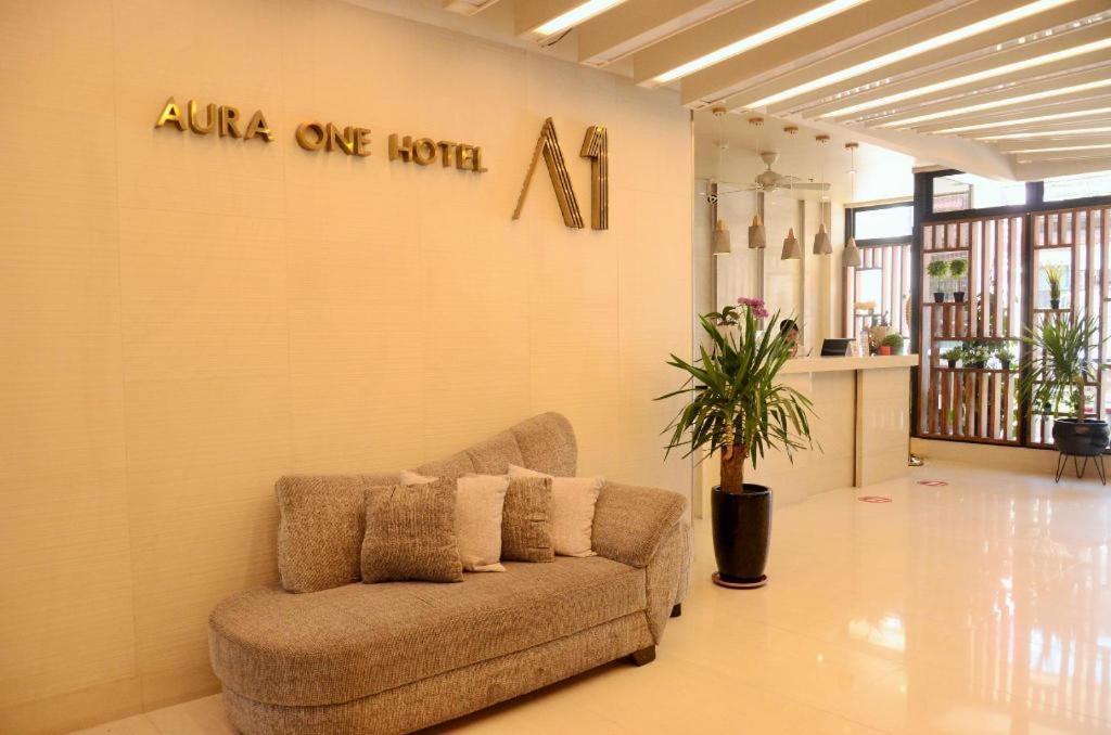 Aura One Hotel Baguio City Extérieur photo